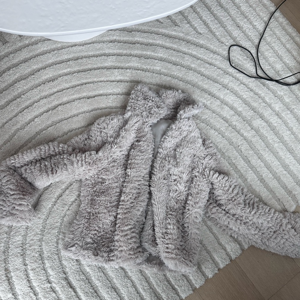 Furry cream / beige jacket - Picture 3 of 7
